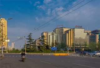 安徽防火阻燃纸蜂窝净化板厂房